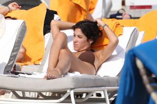 Laurie Cholewa feet photo 7