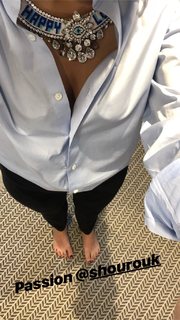Laurie Cholewa feet photo 12