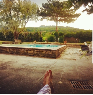 Laurie Dhue feet photo 1