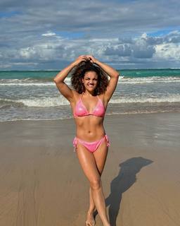Laurie Hernandez feet photo 10