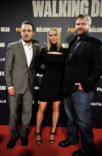 Laurie Holden feet photo thumbnail