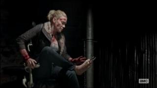 Laurie Holden feet photo thumbnail