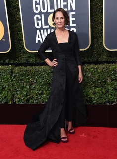 Laurie Metcalf feet photo thumbnail