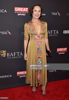 Laurie Metcalf feet photo thumbnail