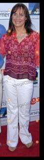 Laurie Metcalf feet photo thumbnail