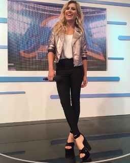Laurita Fernández feet photo 17