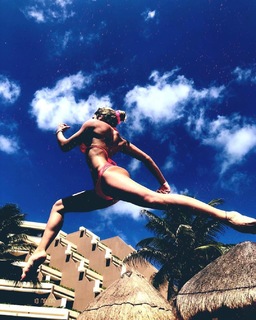Laurita Fernández feet photo 2