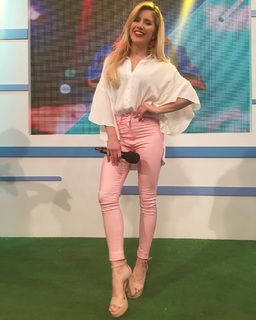 Laurita Fernández feet photo 10