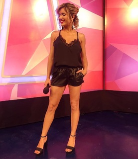 Laurita Fernández feet photo 4