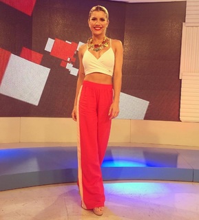 Laurita Fernández feet photo 3