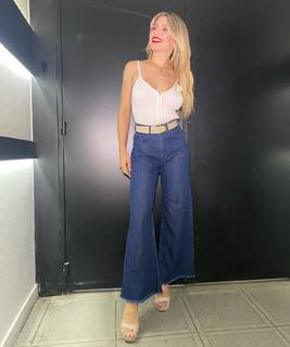 Laurita Fernández feet photo 3