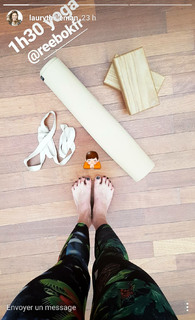 Laury Thilleman feet photo thumbnail