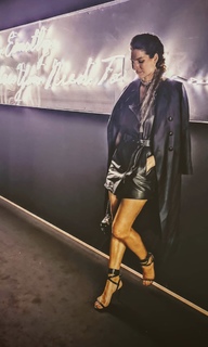 Laury Thilleman feet photo thumbnail