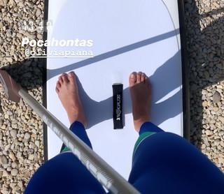 Laury Thilleman feet photo thumbnail