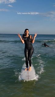 Laury Thilleman feet photo thumbnail