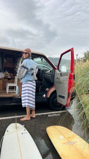 Laury Thilleman feet photo thumbnail