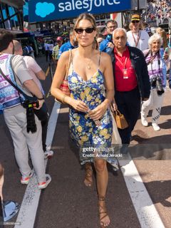 Laury Thilleman feet photo 1