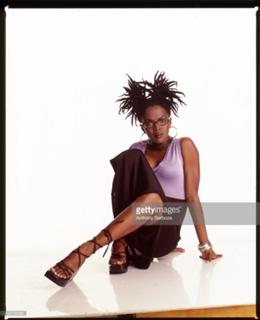 Lauryn Hill feet photo 12