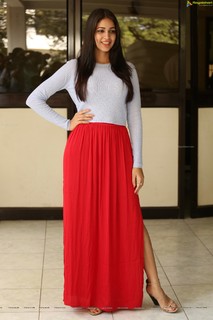 Lavanya Tripathi feet photo 1