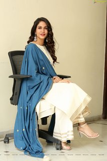 Lavanya Tripathi feet photo 12