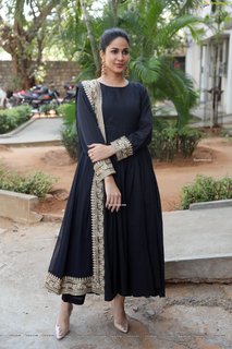Lavanya Tripathi feet photo 17