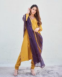 Lavanya Tripathi feet photo 11