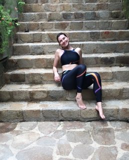 Lavínia Vlasak feet photo 4