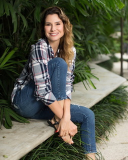 Lavínia Vlasak feet photo 11