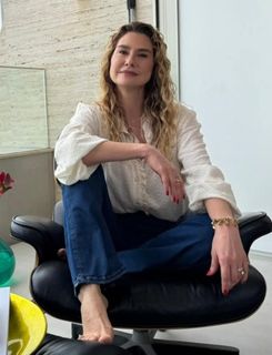 Lavínia Vlasak feet photo 1