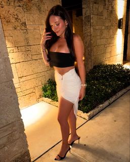 Layah Heilpern feet photo 12