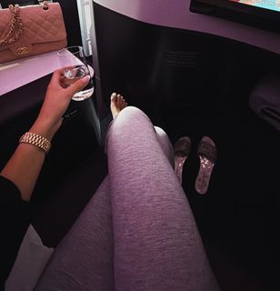 Layah Heilpern feet photo 2