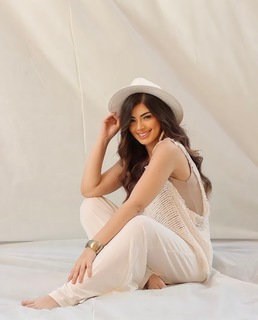 Layla Ahmed Zaher feet photo 14