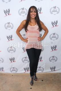 Layla El feet photo thumbnail