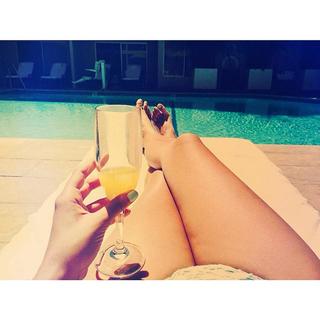 Laysla De Oliveira feet photo thumbnail