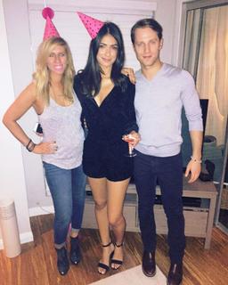 Laysla De Oliveira feet photo thumbnail