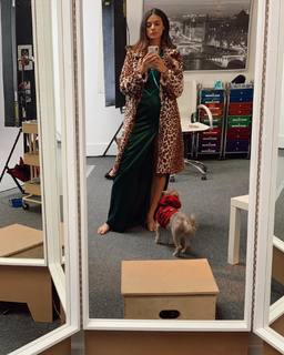 Laysla De Oliveira feet photo thumbnail