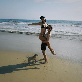 Laysla De Oliveira feet photo thumbnail