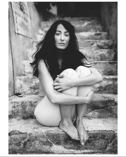 Laëtitia Eïdo feet photo 17