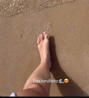 Laís Rodrigues Caldas feet photo 4