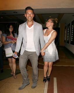 LeAnn Rimes feet photo thumbnail