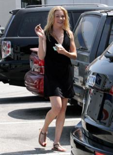LeAnn Rimes feet photo thumbnail