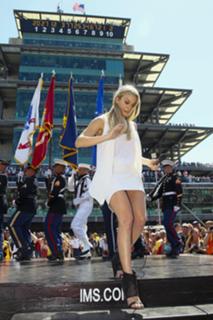 LeAnn Rimes feet photo thumbnail