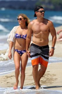 LeAnn Rimes feet photo thumbnail