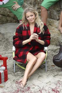 LeAnn Rimes feet photo thumbnail