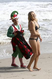 LeAnn Rimes feet photo thumbnail