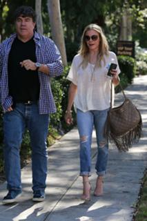 LeAnn Rimes feet photo thumbnail