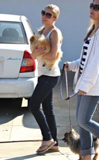 LeAnn Rimes feet photo thumbnail
