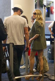 LeAnn Rimes feet photo thumbnail