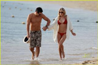 LeAnn Rimes feet photo thumbnail