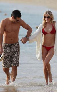 LeAnn Rimes feet photo thumbnail